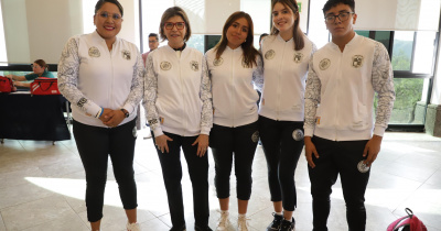 Abanderan a atletas UG que participarán en los XXI Juegos Nacionales del CONADEMS A.C.