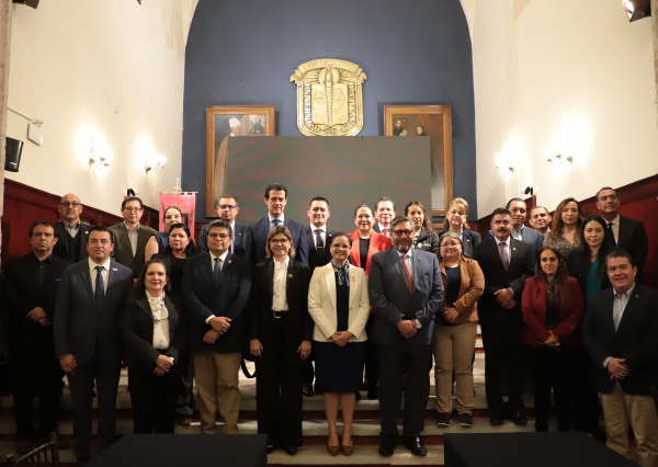 Analiza Región Centro-Occidente de la ANUIES alternativas para impulsar la transformación digital de la educación