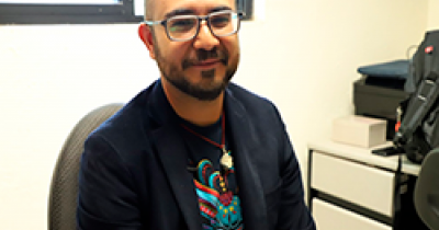 Académico UG publica en revista internacional investigación sobre el impacto del trabajo remoto en las personas