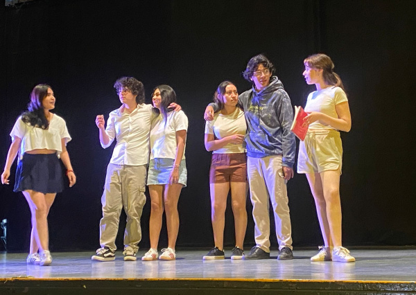 La XV Muestra de Teatro del CNMS destaca talento artístico del Nivel Medio Superior de la UG