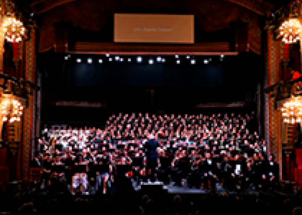 Reconocen con el premio Mahler al Mtro. Roberto Beltrán, Director de la OSUG