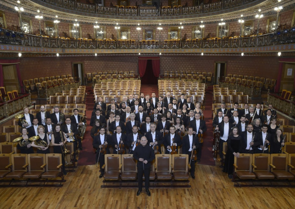 Engalana OSUG apertura del Teatro Juárez 