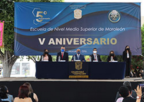 Celebran el 5º Aniversario de la Escuela de Nivel Medio Superior de Moroleón 