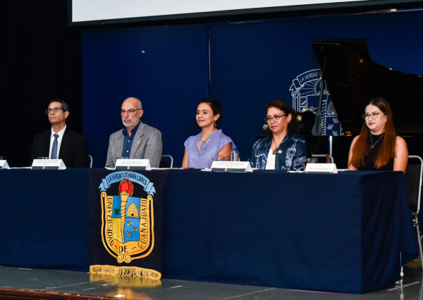 Comunidad médica de la Universidad de Guanajuato visibiliza el rol de la Inteligencia Artificial en la salud