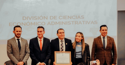 Renuevan certificación internacional de la Licenciatura en Administración de Recursos Turísticos de la UG