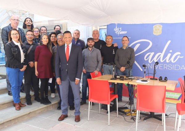 Radio Universidad de Guanajuato realiza una transmisión especial en el marco de su 62 aniversario 