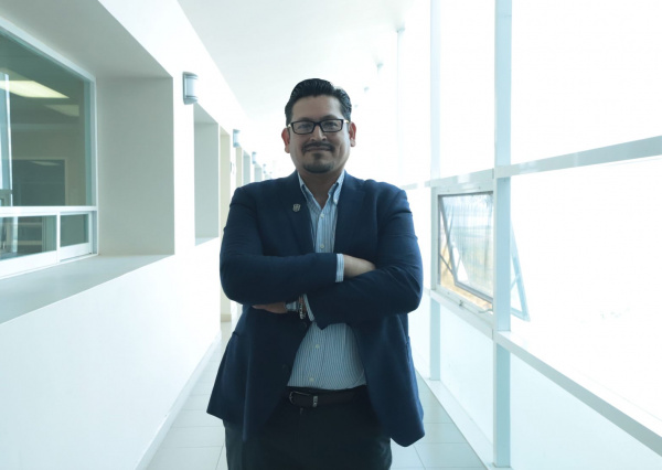 Investigadores UG patentan modelo industrial de montura para lente óptica