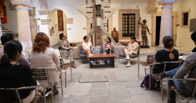 Comunidad UG entabla diálogos en la charla “Mujeres escritoras de Guanajuato”