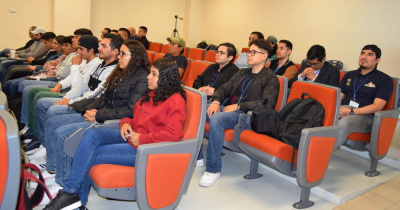 Comunidad científica presenta tendencias en electrónica, cómputo y óptica en UG Yuriria