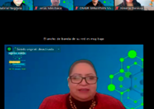 Exploran retos de una industria química sostenible en simposio internacional de la UG 