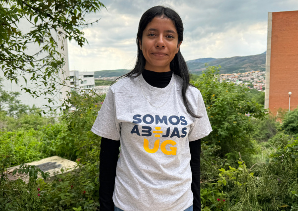 Gloria de los Ángeles: Un nuevo capítulo en su camino académico gracias al Programa de Equidad Urbana