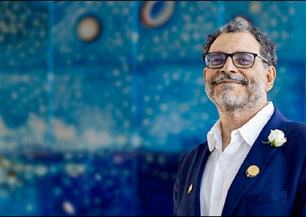 Académico UG expone “La Economía de Colores en el desarrollo contemporáneo”, una alternativa para re imaginar la globalización