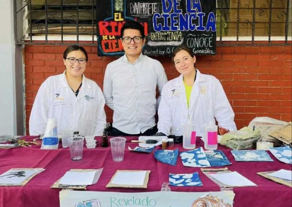 “Tianguis de la ciencia”, una iniciativa de la UG para compartir conocimientos 