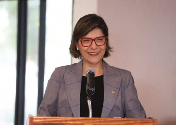 Autoridades UG reconocen la labor de operadores del CNMS