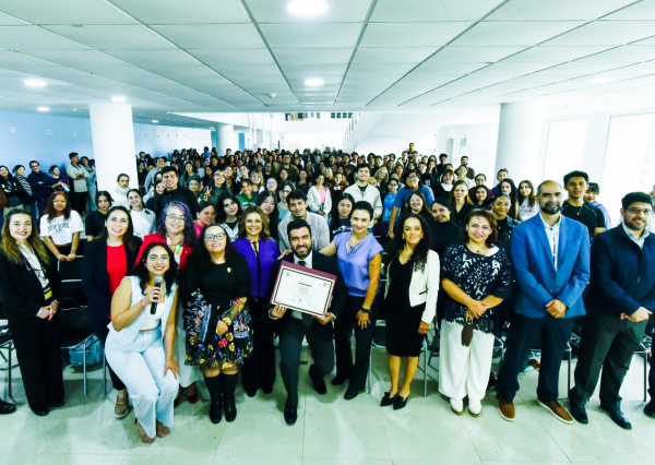Licenciatura en Psicología recibe reacreditación por su calidad y pertinencia
