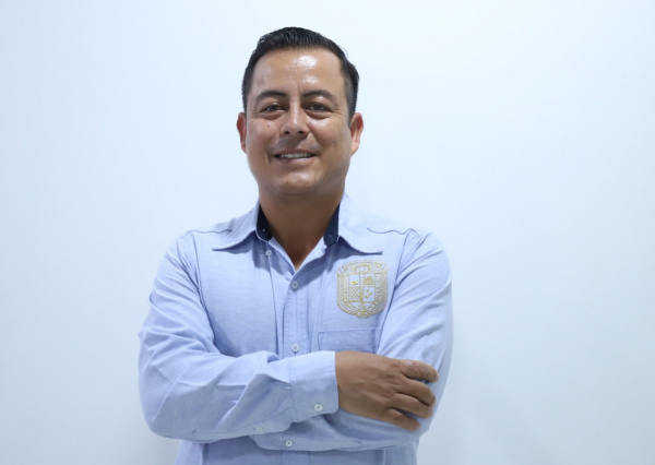 Investigador UG advierte importancia de reportar oportunamente presencia del gusano barrenador