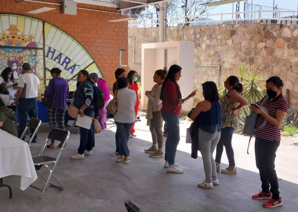 Red Médica UG realiza Feria de la Salud y Taller de Arte Terapia 