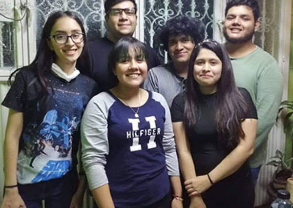 Alumna de la UG forma parte de equipo ganador que avanza a la etapa global de hackathon organizado por la NASA