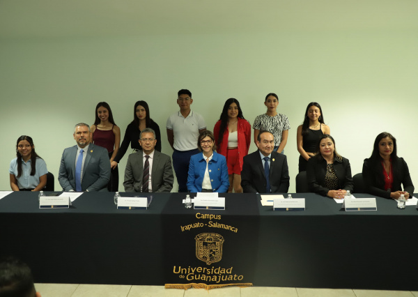 Rinde protesta nueva mesa directiva de la Organización Estudiantil en Desarrollo de Ideas 