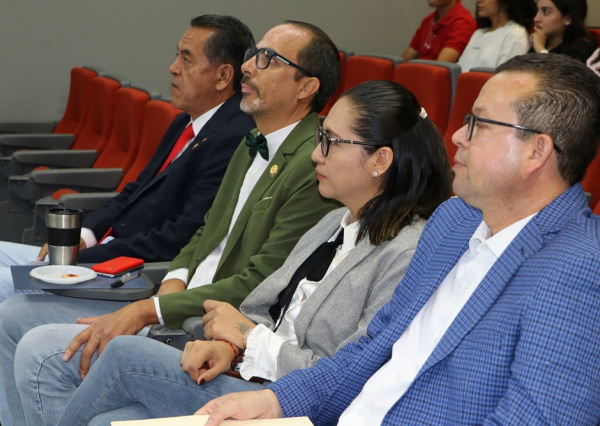 Analizan políticas públicas gubernamentales en el Coloquio 4T 2023