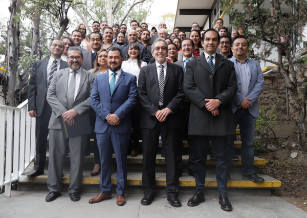 Reconocen trayectoria del Dr. Salvador Hernández y del Dr. Gabriel Segovia, referentes internacionales en el área de Química 