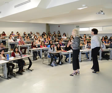 especialista-internacional-destaca-importancia-vinculos-dialogos-psicoterapia-ug-ugto-