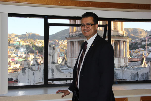 La UG gana Cátedra CONACYT con una investigación sobre tecnología aplicada a la industria automotriz | Universidad de Guanajuato catedra-conacyt-universidad-guanajuato-ug-torres-cisneros