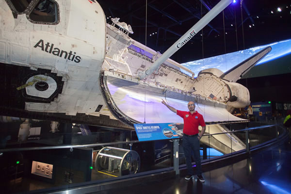 Los astronautas Rodolfo Neri Vela y José Hernández Moreno, los podrás escuchar en exclusiva para Radio Universidad de Guanajuato en el marco de Ciencia es Cultura - Universidad de Guanajuato (UG) rodolfo-neri-ciencia-cultura-universidad-guanajuato-ug