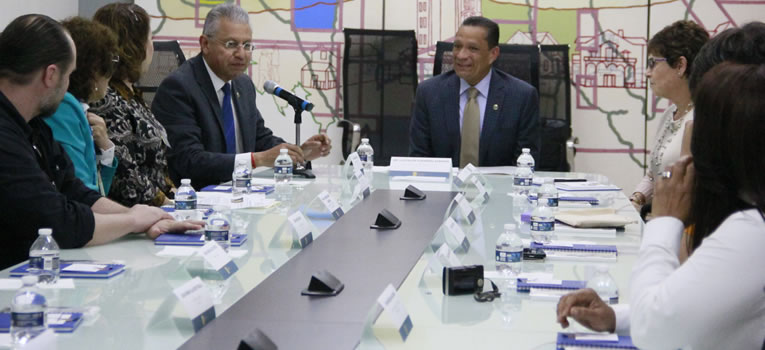 reunion-iglu-universidad-guanajuato-ug-ugto