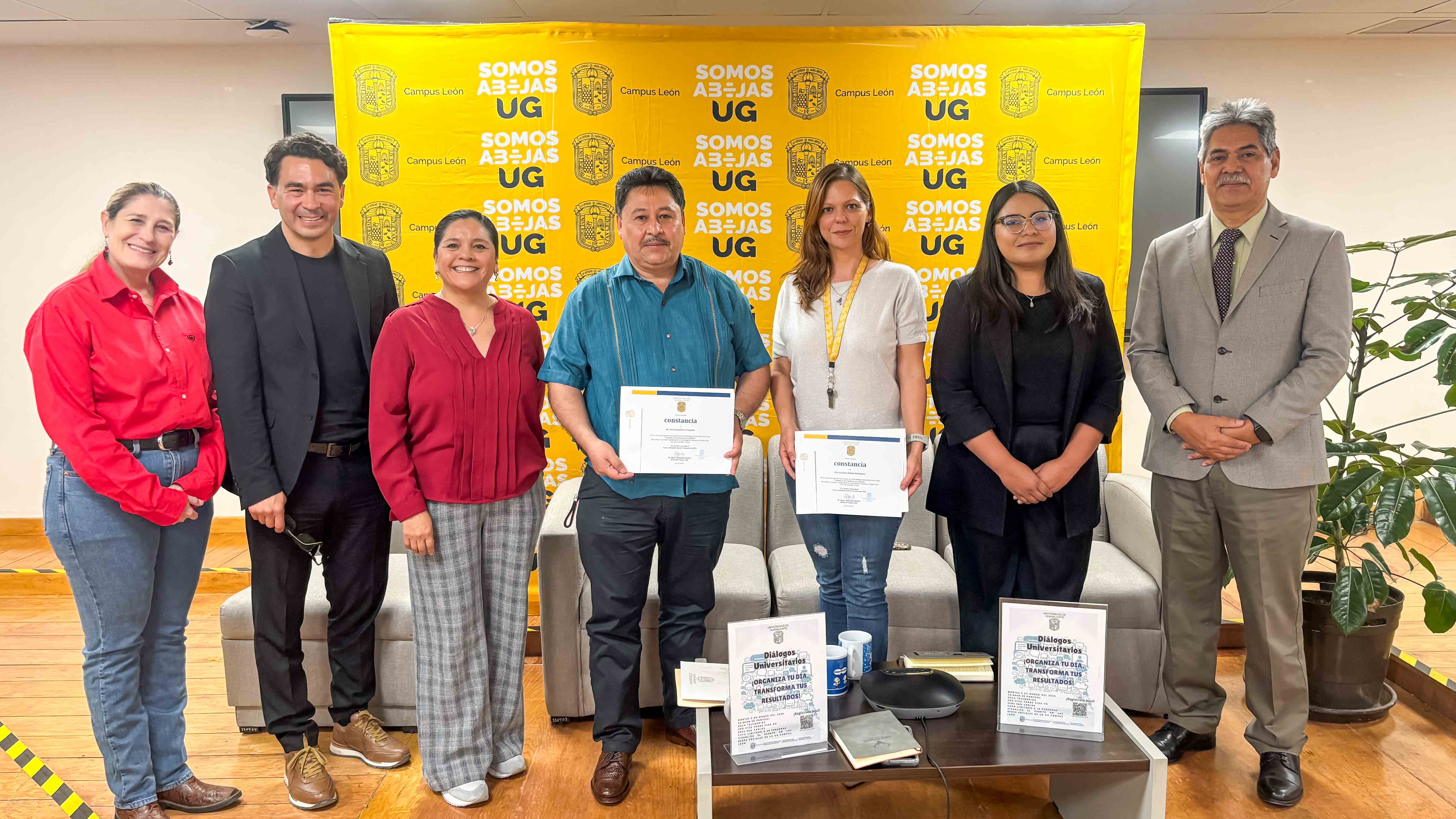 ug cl dialogos universitarios 1