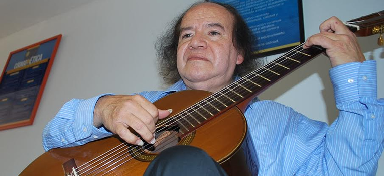 alfonso-moreno-compositor-guitarrista-universidad-guanajuato-ug-ugto