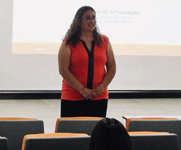 investigadora-propone-recuperar-metales-de-telefonos-celulares-