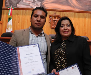 premian-analisis-economico-al-desarrollo-regional-de-profesora-ug-de-la-universidad-de-guadalajara-ugto-