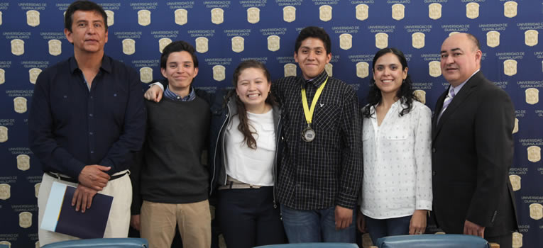 Escuela de Nivel Medio Superior de León semillero de talentos en Química y Biología | Universidad de Guanajuato (UG, UGTO) participantes-olimpiada-quimica-biologia-enms-leon-universidad-guanajuato-ug-ugto