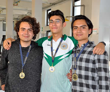 estudiantes-ug-medallistas-en-la-olimpiada-nacional-de-quimica-ugto-