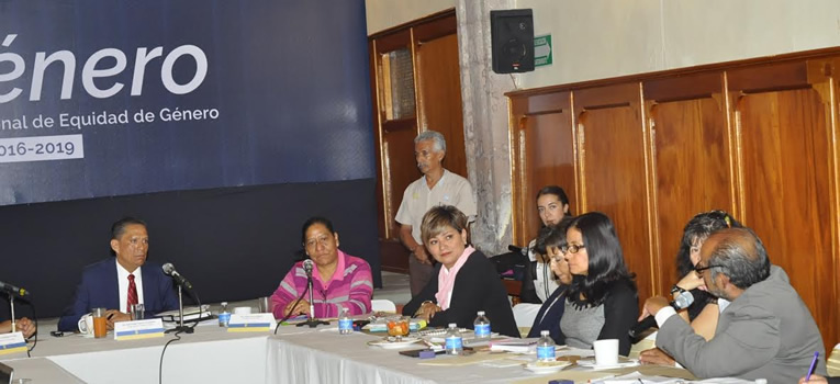 ug-dialoga-con-organizaciones-de-la-sociedad-civil-para-enriquecer-programa-de-equidad-de-genero