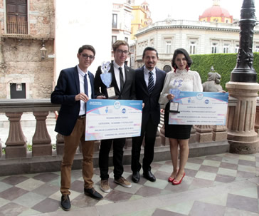 galardonan-a-tres-estudiantes-con-el-premio-estatal-de-la-juventud-ug-ugto-