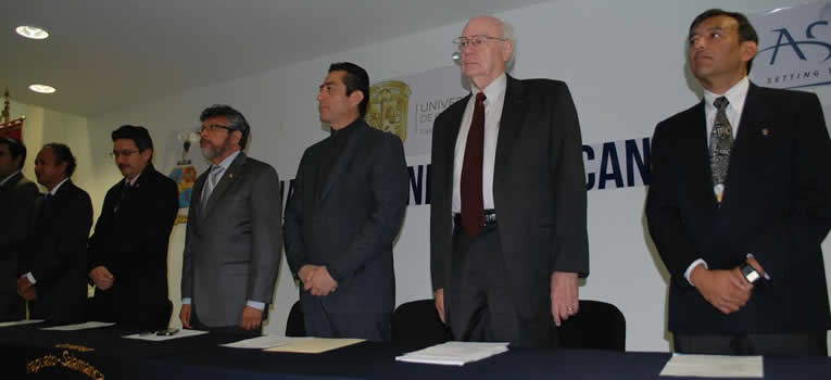 Líderes en investigación de energías renovables y ciencias térmicas comparten avances en la UG - Universidad de Guanajuato lideres-en-investigacion-en-energias-renovables-y-ciencias-termicas