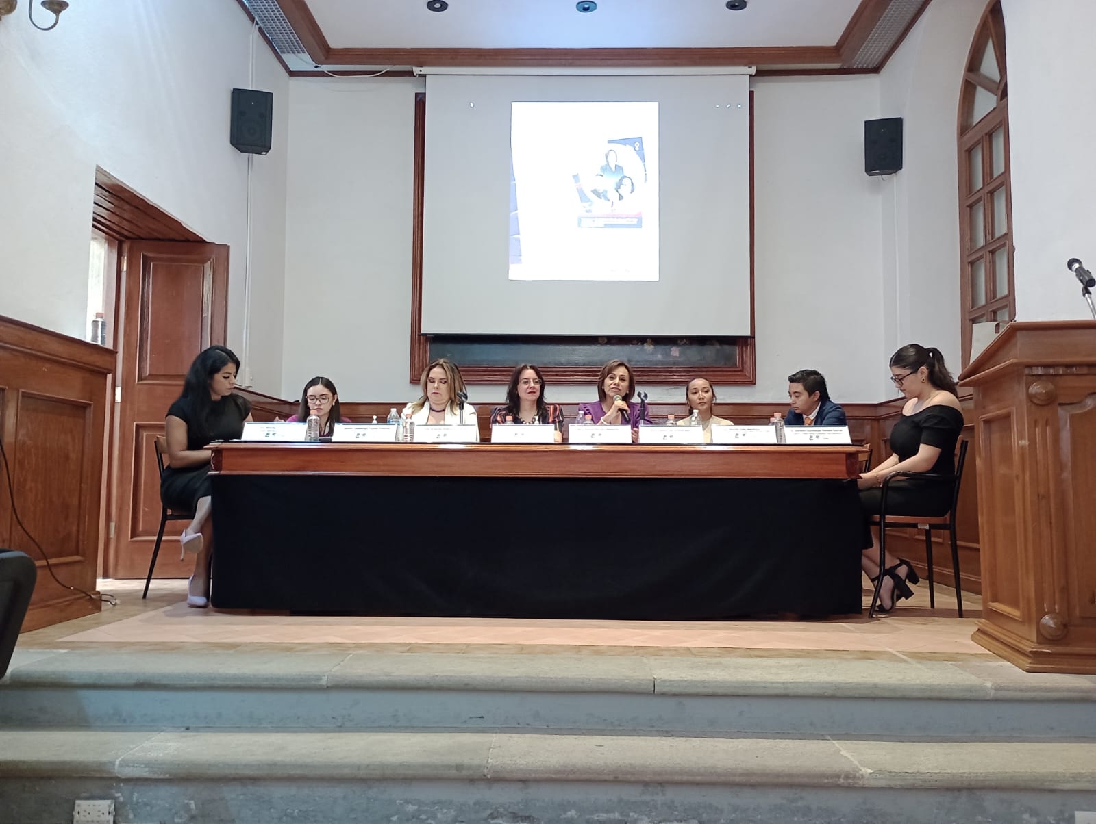 ninas en la ciencia 01