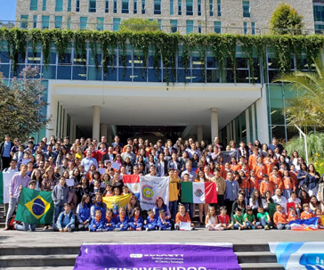 estudiantes-latinos-ug