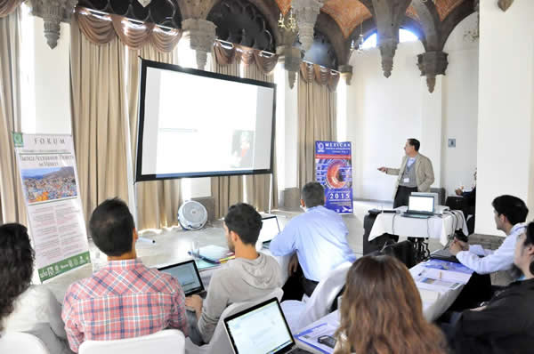 Expertos internacionales enseñan en la UG a diseñar aceleradores de partículas | Universidad de Guanajuato acelerador-particulas-universidad-guanajuato-ug