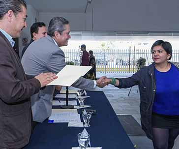 estudiantes-destacan-concurso-cuento-poesia-comic-ug-ugto-