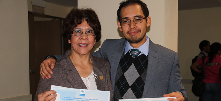 Profesora del CNMS obtiene segundo lugar en el Concurso Estatal de Guiones para Teatro Científico | Universidad de Guanajuato (UG, UGTO) segundo-lugar-concurso-estatal-guiones-teatro-cientifico-universidad-guanajuato-ug-ugto