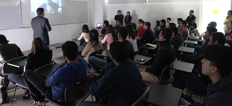 Egresado UG trabaja en proyecto de investigación con Frank Wilczek, Premio Nobel de Física | Universidad de Guanajuato (UGTO) thomas-sanchez-lengeling-egresado-ug-frank-wilczek-universidad-guanajuato-ugto