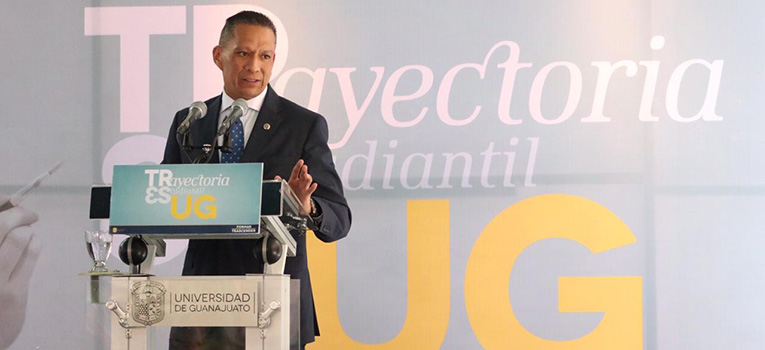 presentan-trayectoria-es-ug-un-sistema-de-acompanamiento-integral-del-estudiante-ug-ugto-