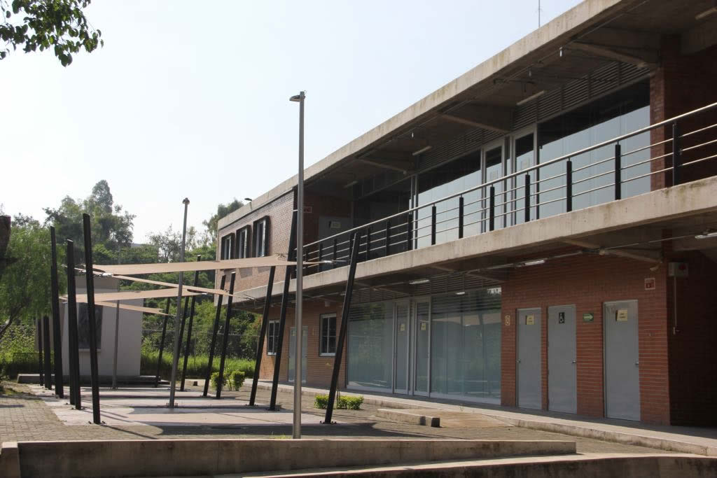 Se beneficia a comunidad UG con obras en la Escuela de Nivel Medio