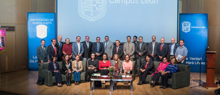 conversan-en-foro-ug-ugto