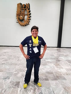 apoya-personal-ug-a-estudiantes-ugto