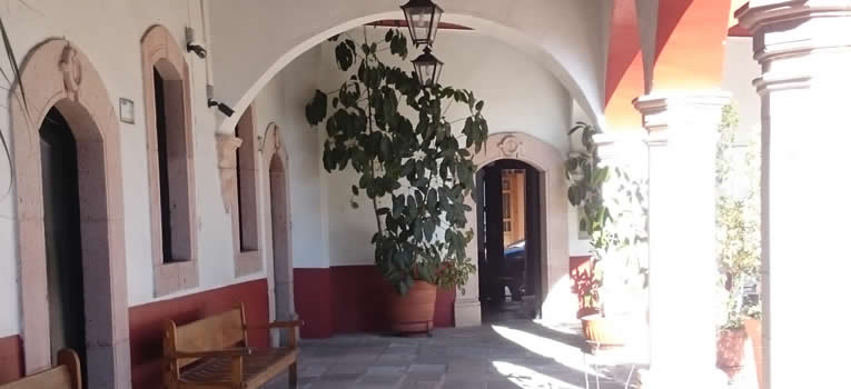 Catedráticos de la UG fomentan la lectura en coordinación con otras instituciones - Universidad de Guanajuato (UG) catedraticos-de-la-ug-fomentan-la-lectura-ugto-universidad-de-guanajuato