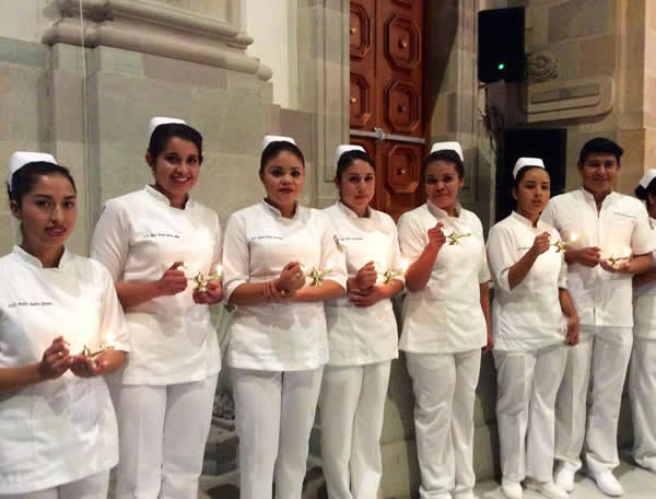 egresados-enfermeria-obstetricia-leon-universidad-guanajuato-ug-1